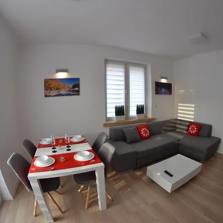 Apartment Center Platinum